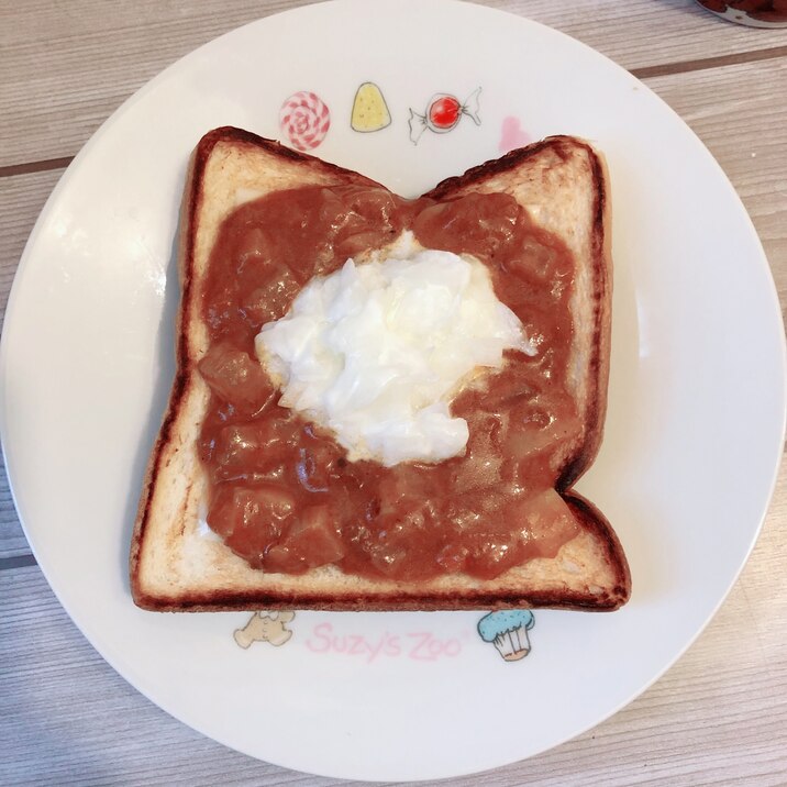 残ったミートソースでおいしく！簡単ミートソースパン